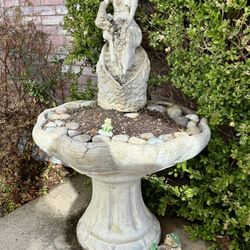 WATER FOUNTAIN STATUE - Absolutely Beautiful, In 3 Pieces, All $12