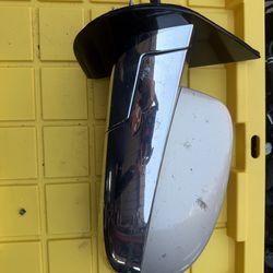 2009 Cadillac Escalade Left Side Mirror