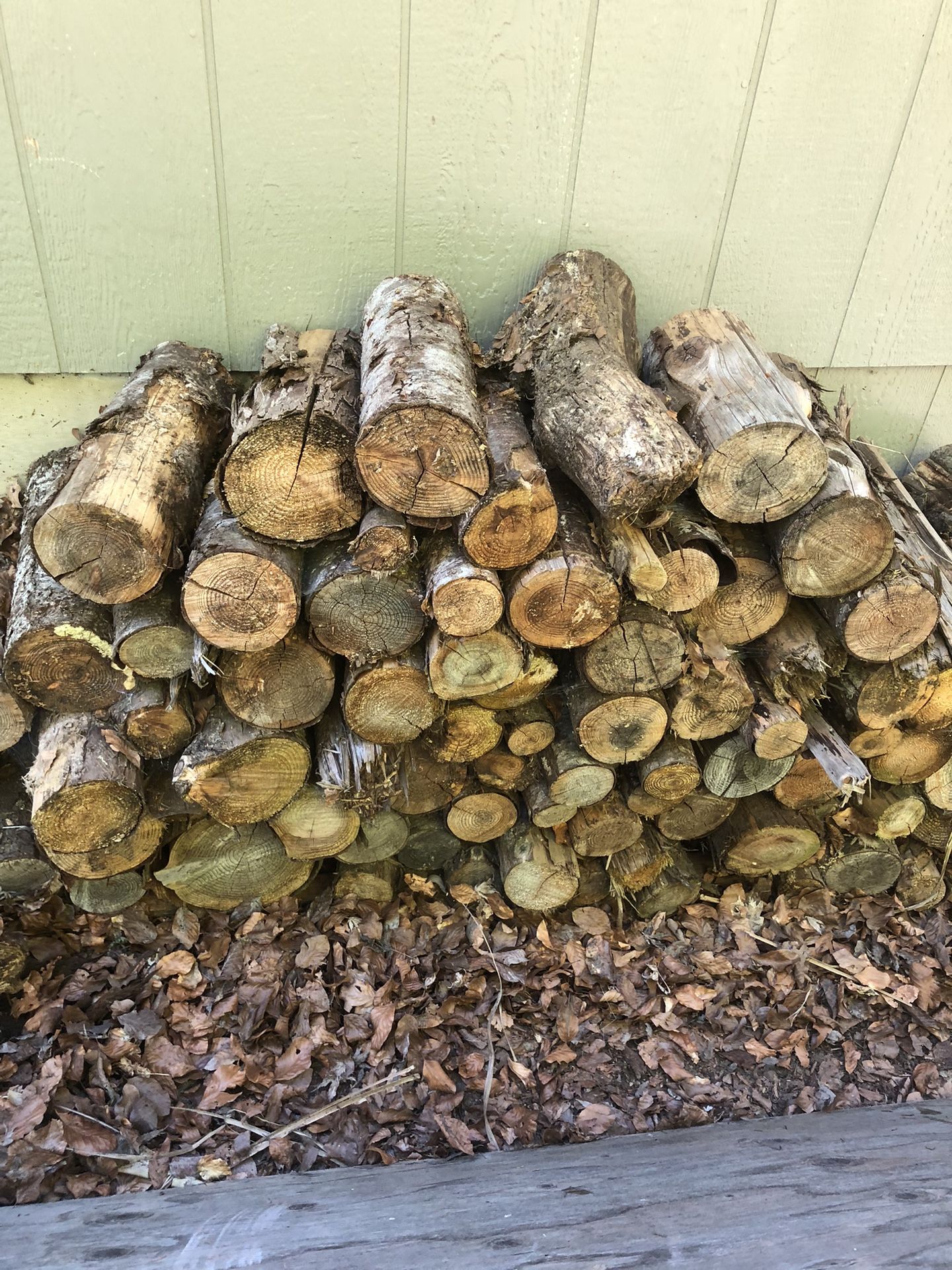 ***FREE FIREWOOD*** Seasoned & Dry