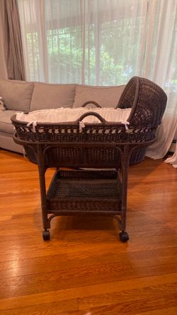 Pottery Barn Bassinet