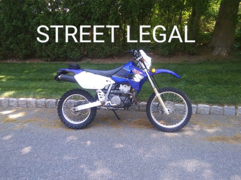 Photo DRZ 400 STREET LEGAL DUAL SPORT MOTORCYCLE