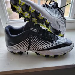 Nike Cleats Size 10