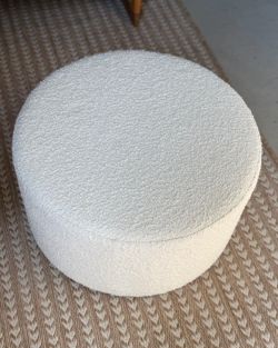 Round White Boucle Ottoman Pouf