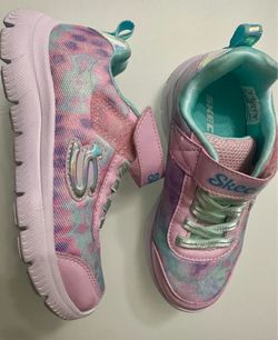 Skechers girl shoes 11 size