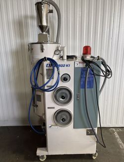 2017 Kawata Dehumidifying Dryer / Loader