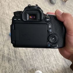 Canon EOS 70D