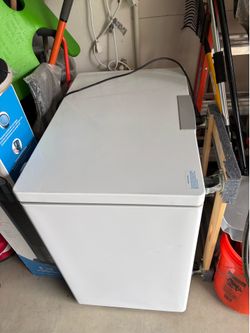 Midea chest freezer