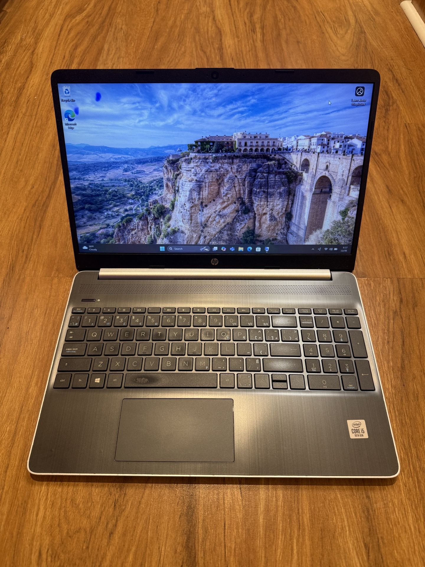 HP 15-dy1xxx 15.6" UHD Laptop - 10th Gen Intel Core i5-1035G1, 16GB DDR4, 256GB SSD, USB Type-C, HDMI, Windows 11 Pro- Silver W Laptop with charger in