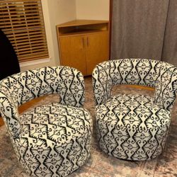 Set of 2 Brand New Captains Chairs (Dining Room) That Swivel - $500