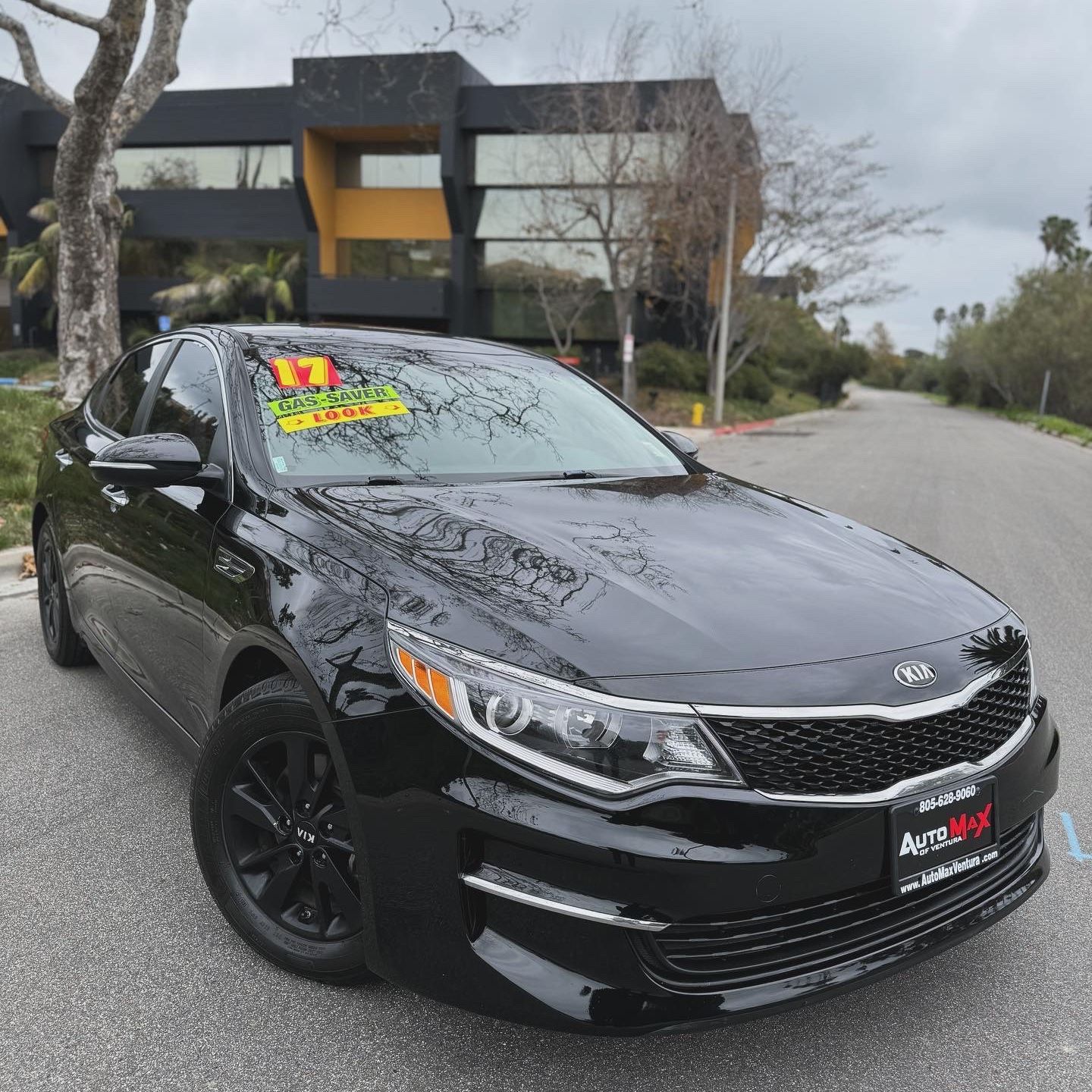 2017 KIA Optima