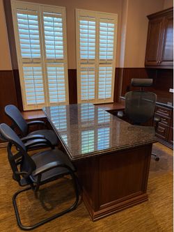 Executive Office Chair + (2) Matching Guest Chairs – Premium Mesh Office Set