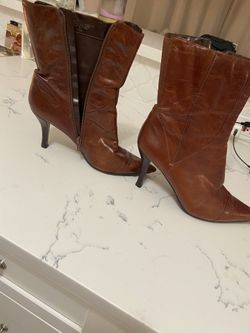 Leather Boots  Size 7 1/2