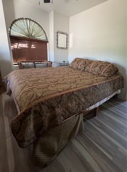 Queen Tapestry Bed Set