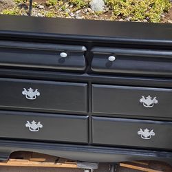 Black Dresser