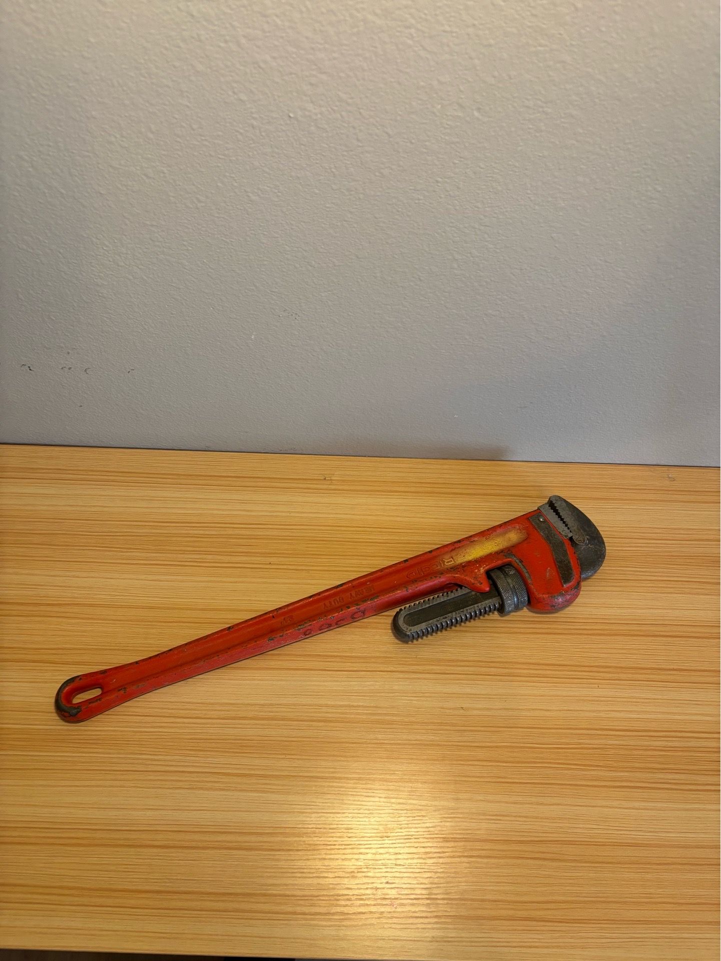 Ridgid Model 24 heavy-duty straight pipe wrench, cast-iron