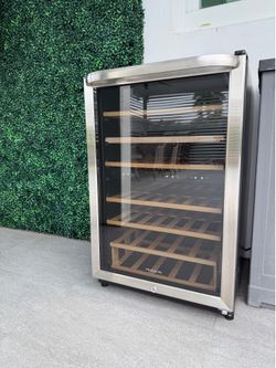 Frigidaire wine cooler