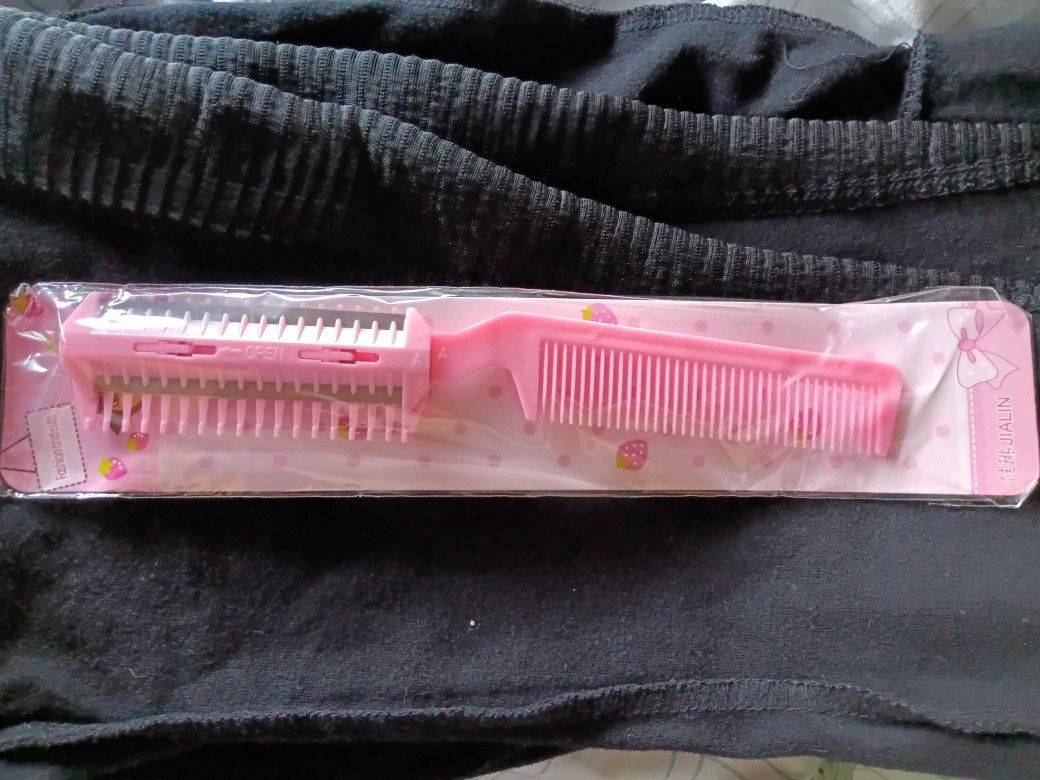 Comb
