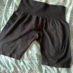 Puma Biker Shorts Size Large 