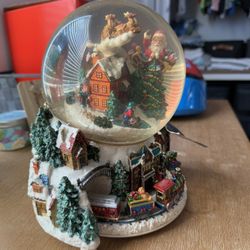Santa Snow globe Express