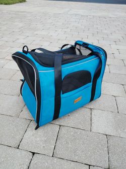 Pet Carrier With 2 Doors And Zipper 