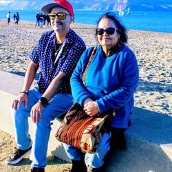 58 IN Hisense SMART ROKU tv