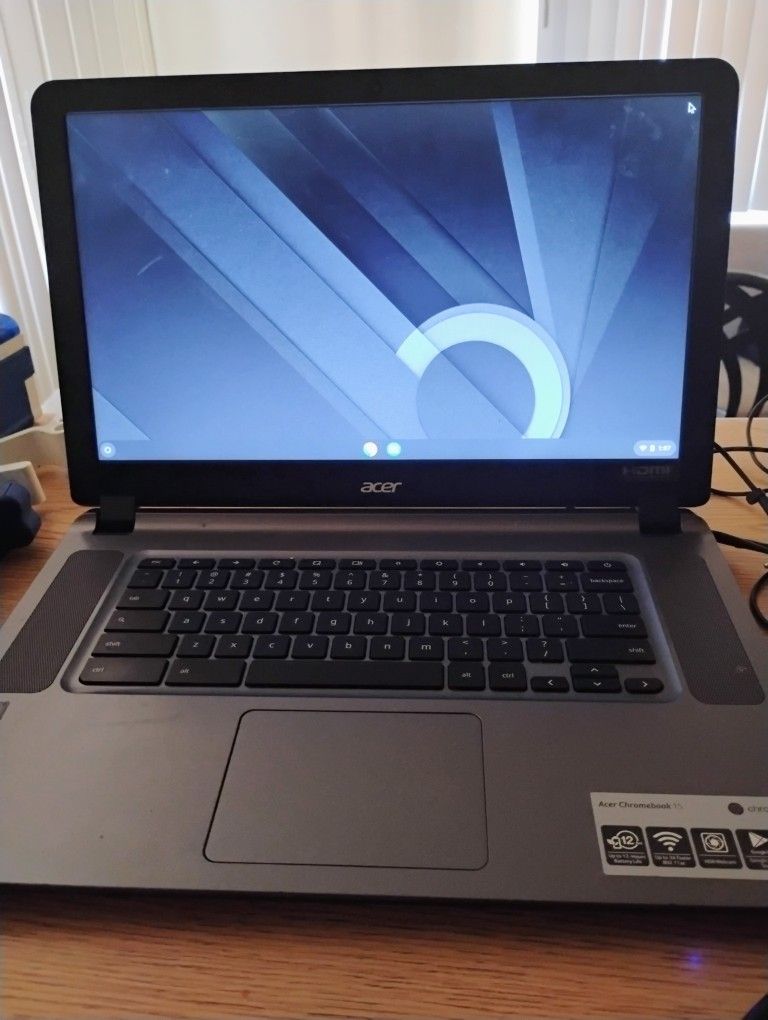 Chromebook Laptop 
