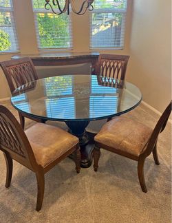 Round Glass Top Dining Table with 4 Chairs