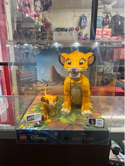 Rare Lego 43247 Young Simba the lion king Target Display