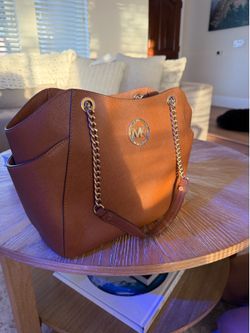 Michael Kors Purse in Mint Condition $40
