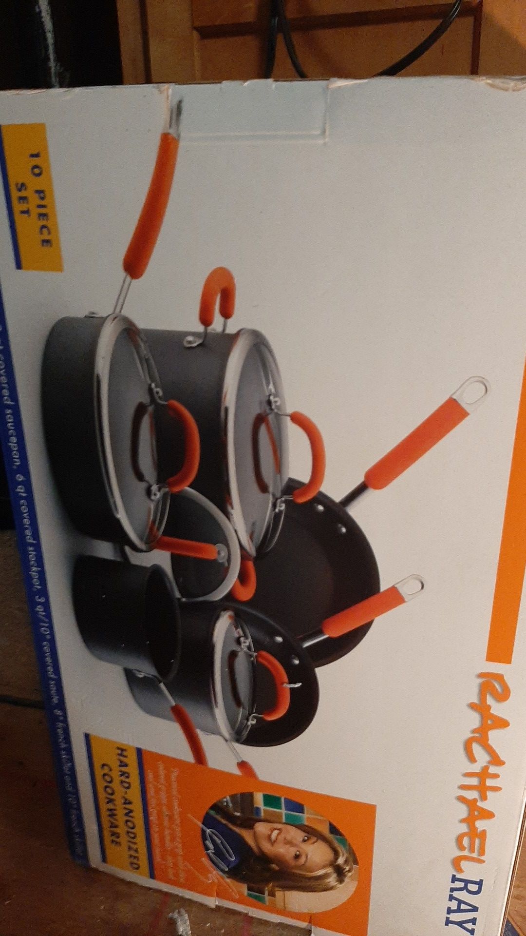 Rachael ray 10 piece cookware