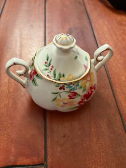Vintage sugar cup