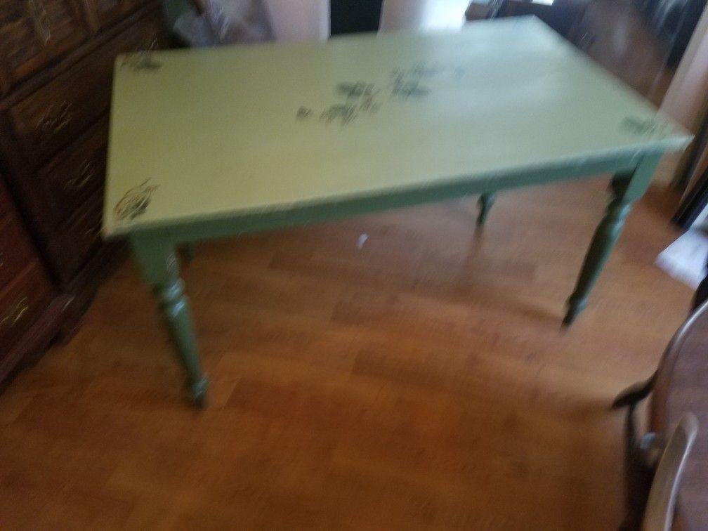 Darling dining table 2 shades of green