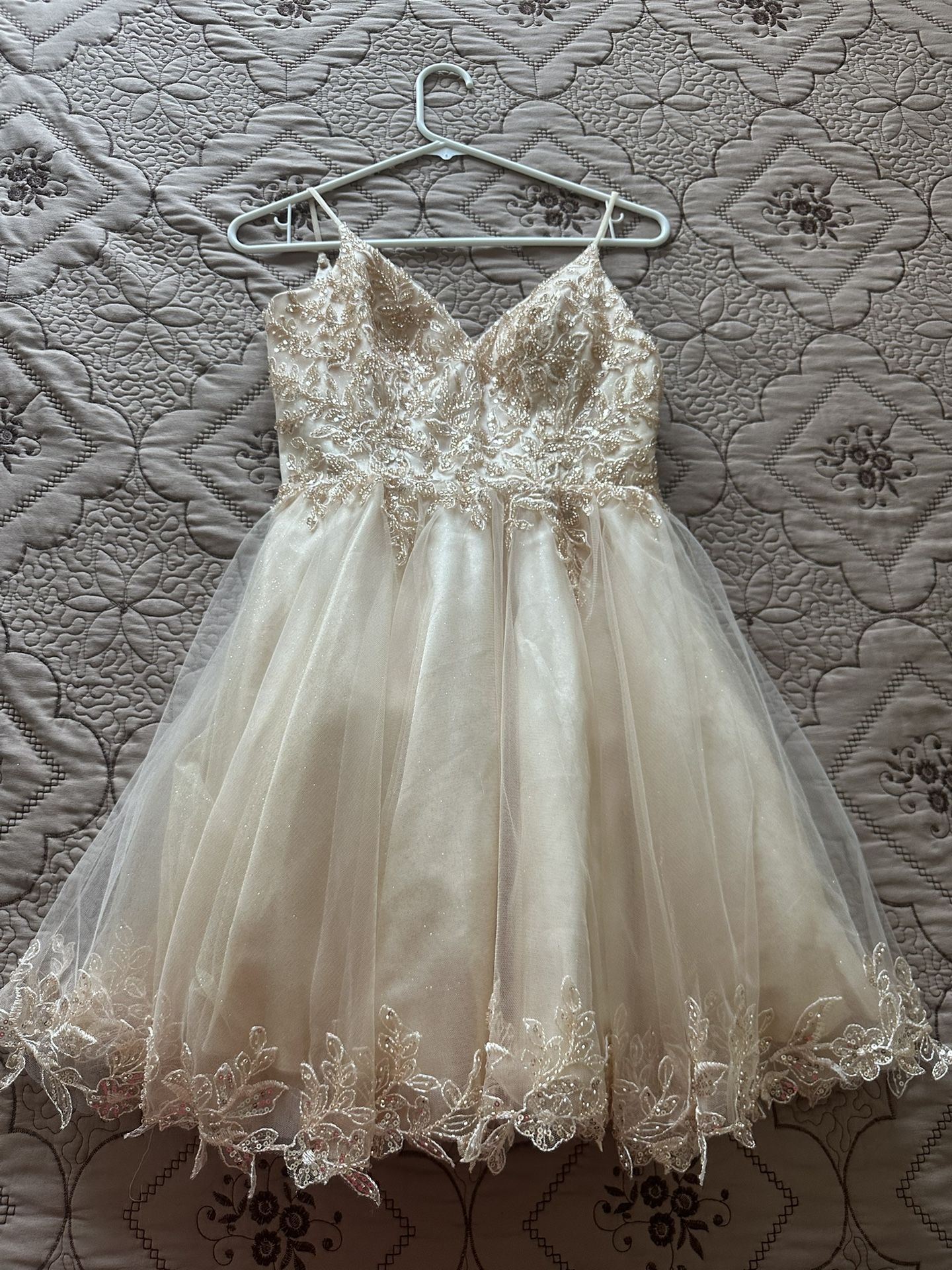 QUINCE/WEDDING/FORMAL DRESS