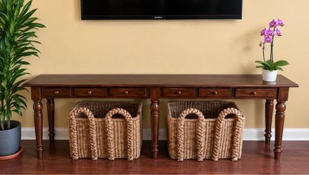 Pottery barn large end table $150