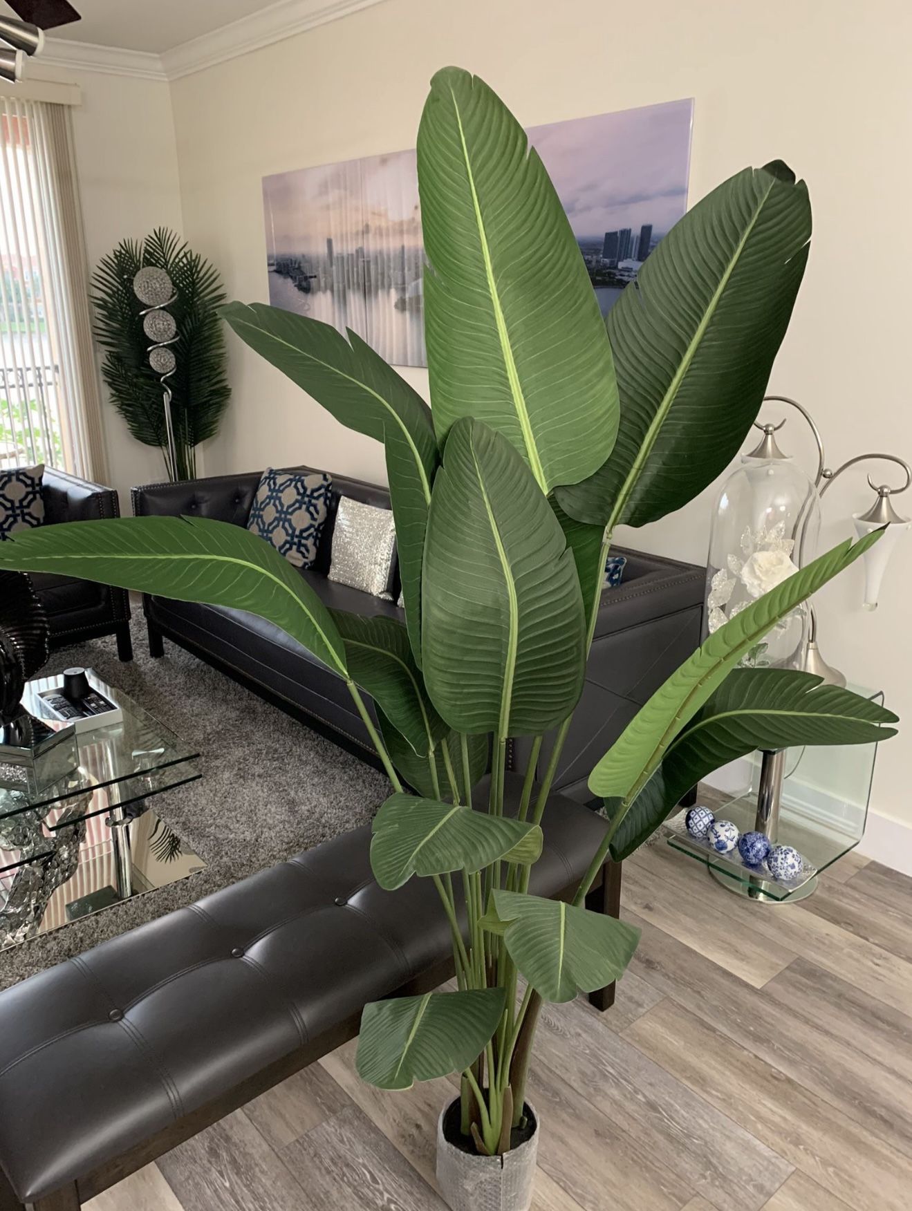 Pretty Artificial 6 Ft Tall Plant ! Brand New