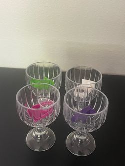 4 large Margarita Glasses with Clip