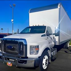 2022 Ford F650