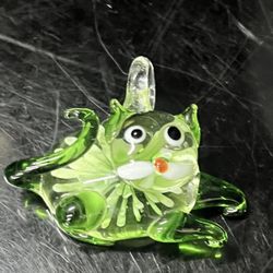 Hand blown Glass Necklace Pendant Cat -Style Art Piece