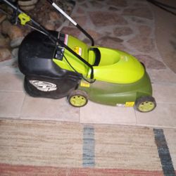 MowJoe Electric Mower /With  Clipping Catch