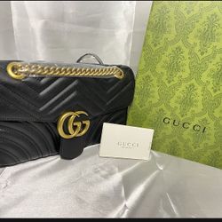 Shoulder Bag / Purse /bag / GG Bag/Gg Logo 