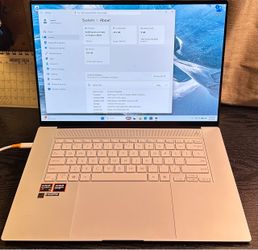 Asus Zenbook 16 inch laptop
