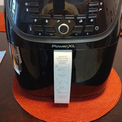 Power XL AIR FRYER- NEW NEVER USED.
