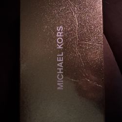 Michael Kors Wristlet 