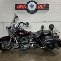 2005 Harley Davidson Road King Classic FLHRCI