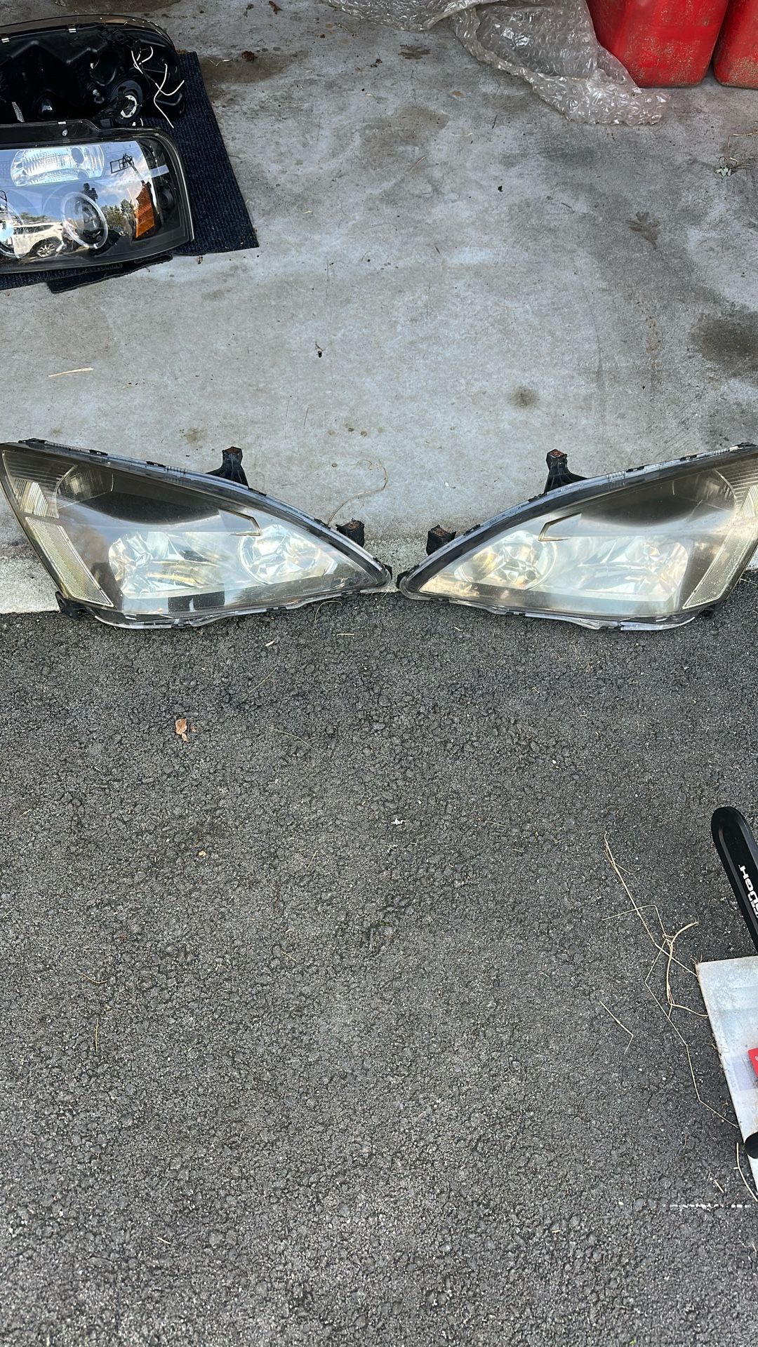 2005 Honda Accord Headlights 