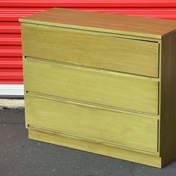 Vintage Dresser - Mid Century Modern 