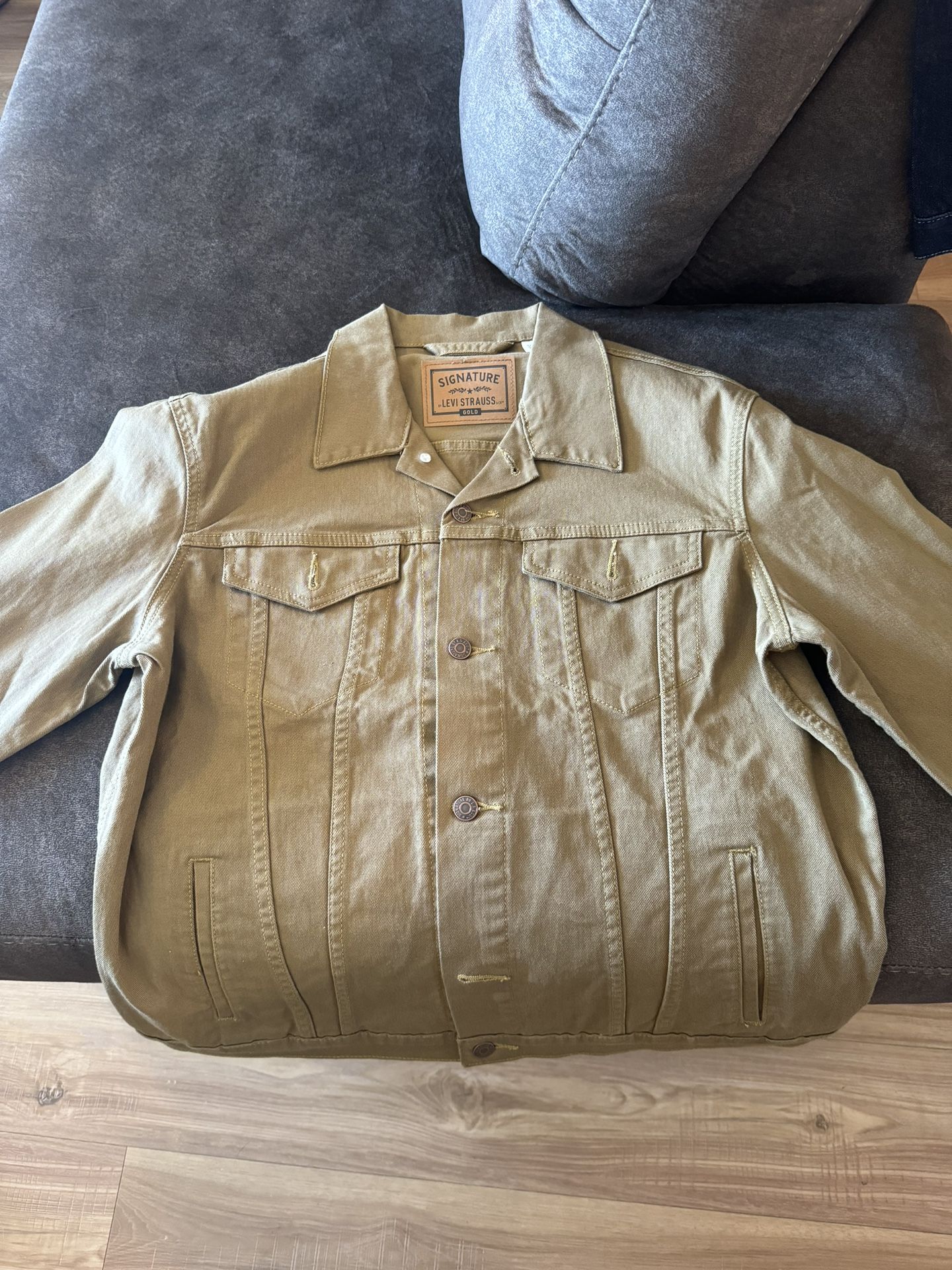 Men’s Levi’s Signature Trucker Jacket Size M