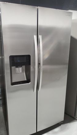 Samsung Side-by-Side Stainless Steel Refrigerator

