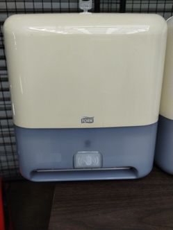 Automatic Paper Towel Dispenser