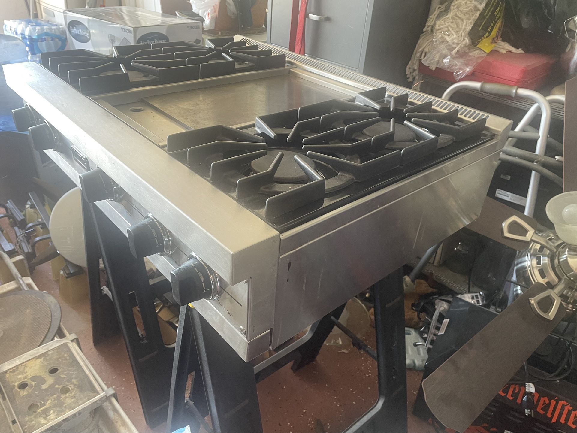 Viking Professional  Gas Stove IAnd Griddle And Ceiling air Vent Sold Together 